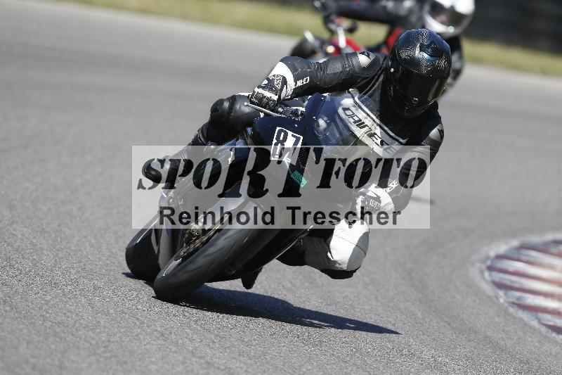 /17 17.05.2025 PROMAX ADR/Gruppe gruen/87
